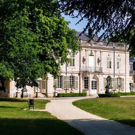 Entiere Avec Piscine - Nancy Oda ve Kahvaltı